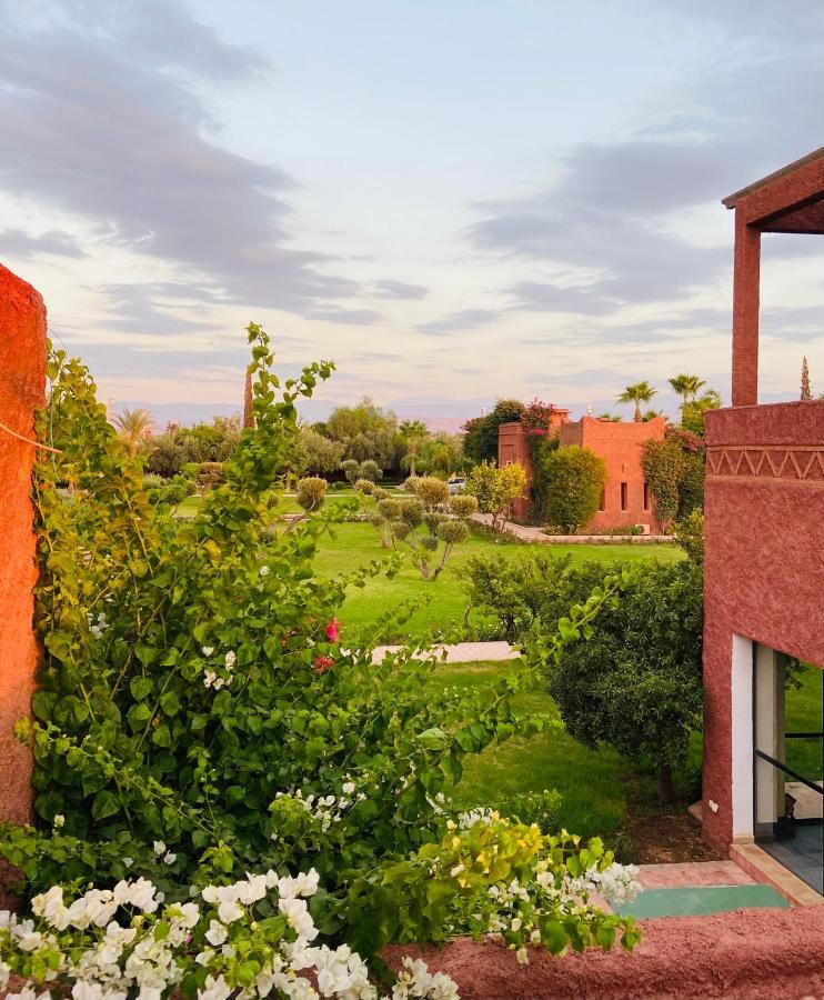 Les Jardins De Marrakech Hotel Ouled Moumen Exterior photo